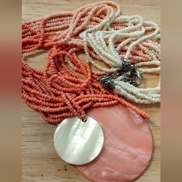 Jewelry - Chunky Statement Necklace Coral Cream Silver Adjustable Beaded Grandmacore Beach